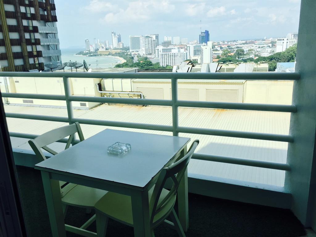 View Talay 6 Pattaya Beach Apartment By Honey Luaran gambar